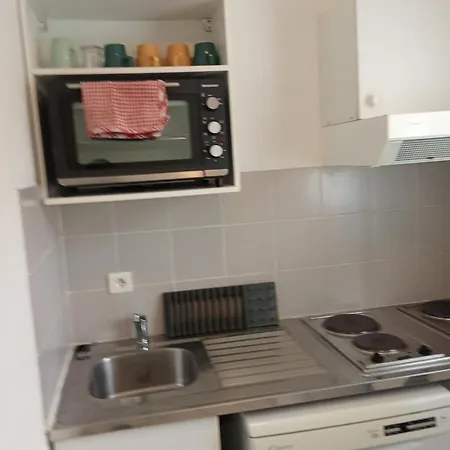 Apartment T3 Village Goelia Rez De Jardin Saint-Geniez-d'Olt