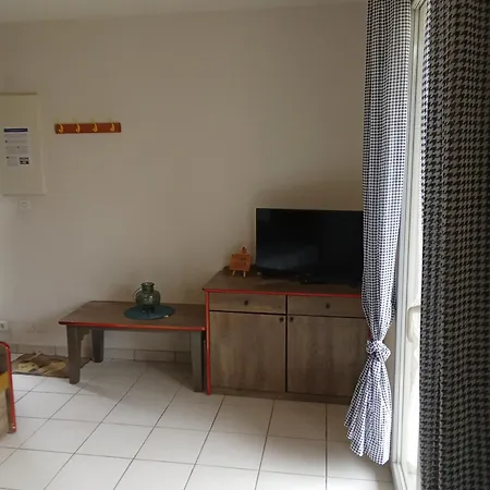T3 Village Goelia Rez De Jardin דירה