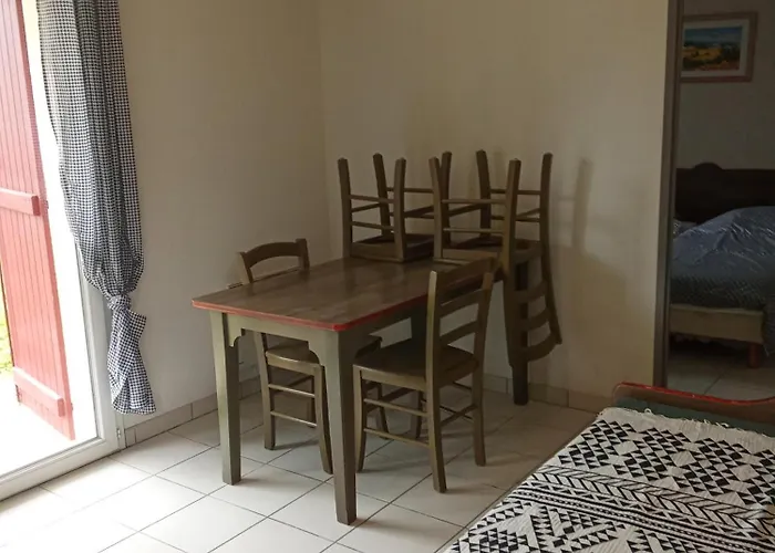 T3 Village Goelia Rez De Jardin Apartment