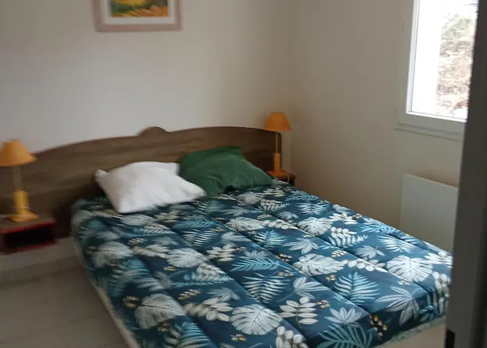 T3 Village Goelia Rez De Jardin * Saint-Geniez-dʼOlt